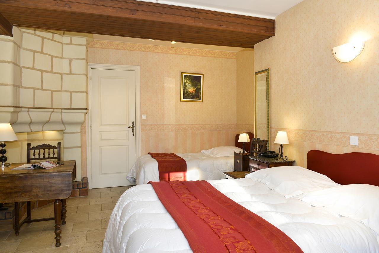 Logis Manoir De La Giraudiere Beaumont-en-Veron Exterior photo